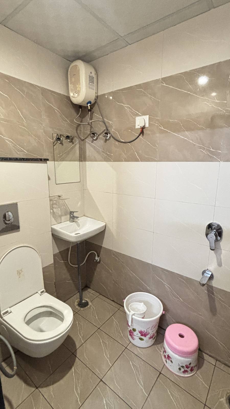 Attached private bathroom